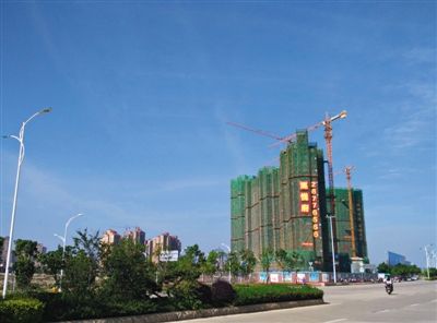 泉州東海片區海悅府地產項目。該項目開發公司董事蔡俊偉于春節前被帶走調查。 泉州東海片區海悅府地產項目。該項目開發公司董事蔡俊偉于春節前被帶走調查。