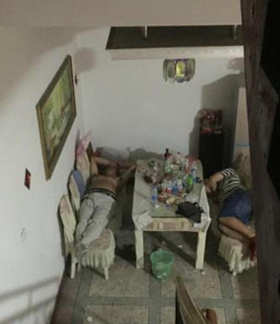 討債公司住家中7天不讓睡覺 男子報警后跳樓身亡 討債公司住家中7天不讓睡覺 男子報警后跳樓身亡