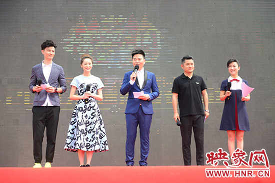 電視臺主持人與電臺主播搭檔主持,讓人耳目一新 電視臺主持人與電臺主播搭檔主持,讓人耳目一新