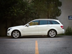 奔馳2011款奔馳C級(jí)旅行車 奔馳2011款奔馳C級(jí)旅行車