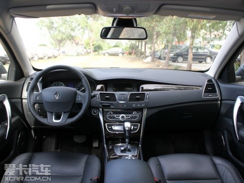 雷諾2011款緯度 雷諾2011款緯度