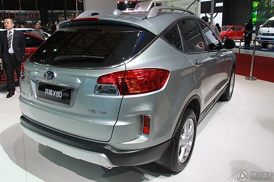 一汽奔騰X80 一汽奔騰X80