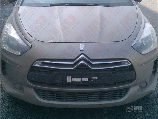 預計售25-30萬元 國產版DS5無偽諜照曝光 預計售25-30萬元 國產版DS5無偽諜照曝光