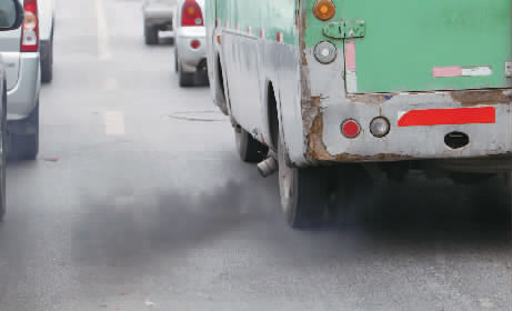 汽車尾氣也是PM2.5形成的一個重要因素 汽車尾氣也是PM2.5形成的一個重要因素