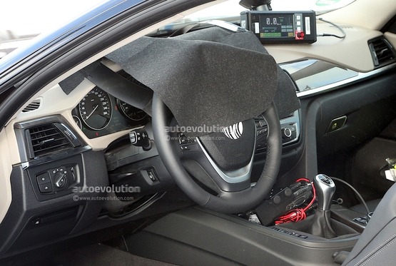 寶馬4系量產(chǎn)版內飾照 與新3系如出一轍 寶馬4系量產(chǎn)版內飾照 與新3系如出一轍