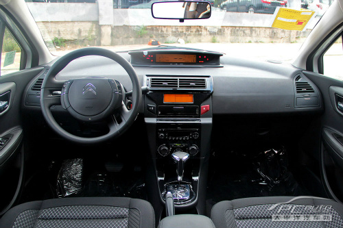 雪鐵龍全新世嘉 雪鐵龍全新世嘉