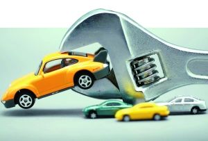 國慶節起，由國家質檢總局發布的《家用汽車產品修理、更換、退貨責任規定》(簡稱汽車“三包”)將正式實施。不少業內人士表示，汽車“三包”政策的落實，二手車市場或將得以“洗牌”。