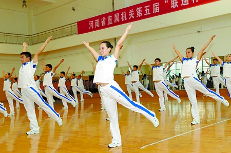 體操比賽 體操比賽