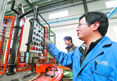 認真調試設備 認真調試設備