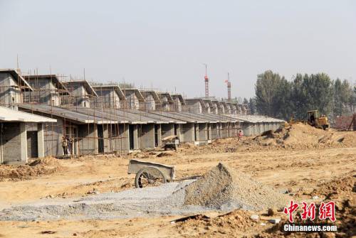 鄭州黃河邊現大規模別墅群 鄭州黃河邊現大規模別墅群