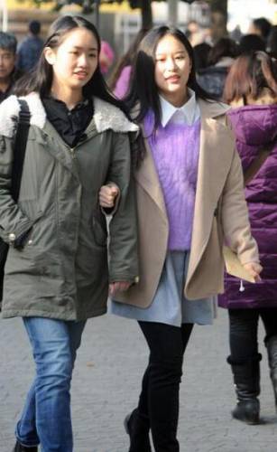 四川藝考現場:一大波美女云集 四川藝考現場:一大波美女云集