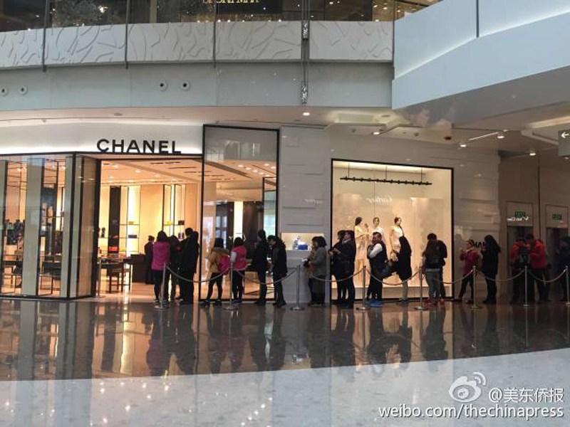 奢侈品牌中國區降價引發搶購 奢侈品牌中國區降價引發搶購