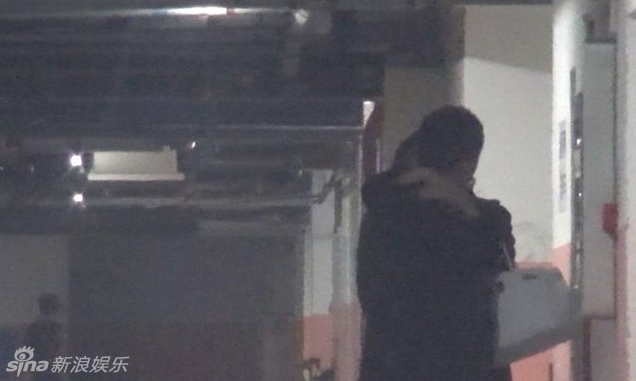 李亞鵬激吻新歡 李亞鵬激吻新歡