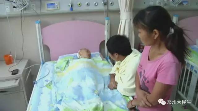 剪刀插入6歲女孩頭部 圖片讓人心驚膽戰 剪刀插入6歲女孩頭部 圖片讓人心驚膽戰