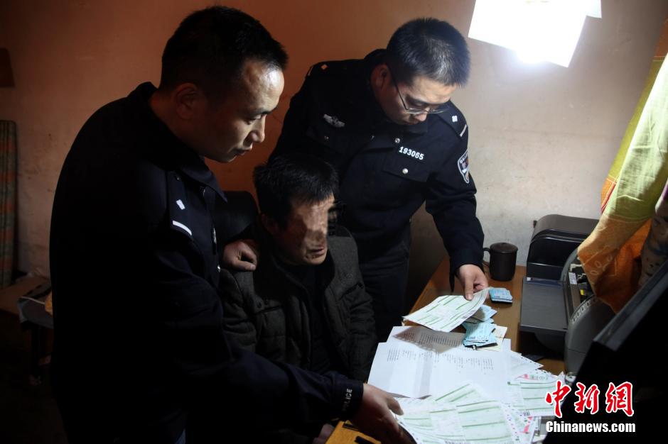 圖為抓獲犯罪嫌疑人(資料圖片)。 圖為抓獲犯罪嫌疑人(資料圖片)。