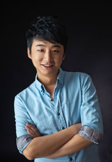 河南人民廣播電臺、搜狐體育首席特邀足球評論員 河南人民廣播電臺、搜狐體育首席特邀足球評論員