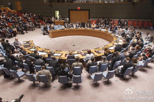 北京時(shí)間22日凌晨,聯(lián)合國(guó)安理會(huì)就澳大利亞提交的一份有關(guān)馬航墜機(jī)事件的決議草案進(jìn)行表決。 北京時(shí)間22日凌晨,聯(lián)合國(guó)安理會(huì)就澳大利亞提交的一份有關(guān)馬航墜機(jī)事件的決議草案進(jìn)行表決。