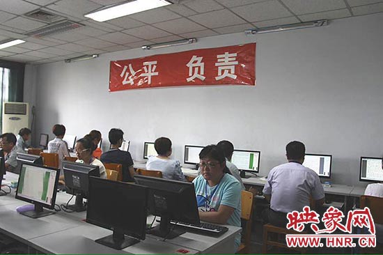 河南2015高考評卷現場 河南2015高考評卷現場