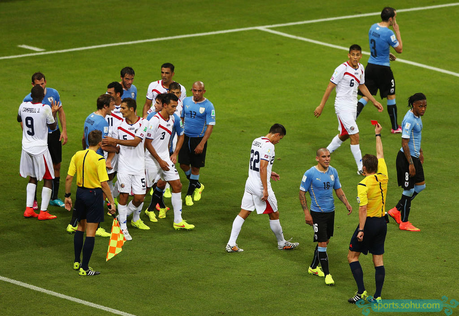 佩雷拉被判罰紅牌 佩雷拉被判罰紅牌