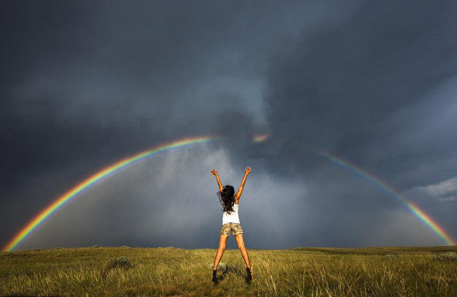 夫婦追逐風暴 丈夫為妻子拍“風暴寫真” 夫婦追逐風暴 丈夫為妻子拍“風暴寫真”