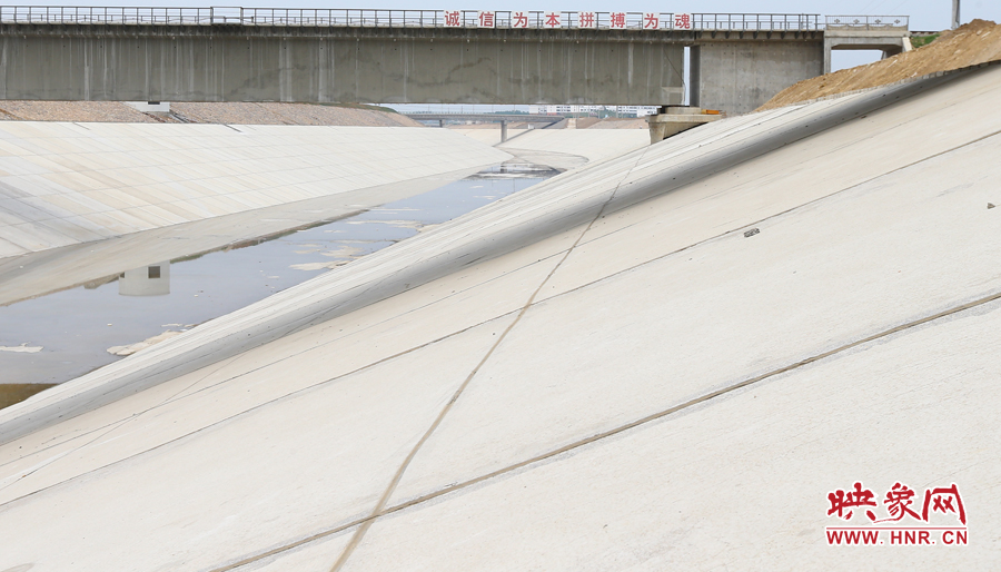 寶豐暗渠段總體施工已經(jīng)完成 寶豐暗渠段總體施工已經(jīng)完成