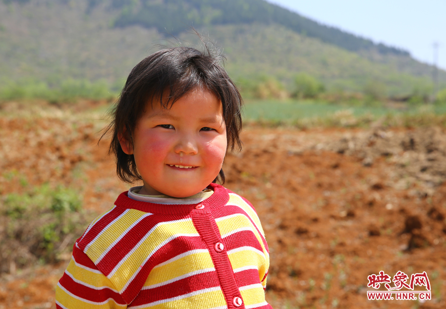 庫區(qū)小學(xué)學(xué)前班的孩子 庫區(qū)小學(xué)學(xué)前班的孩子