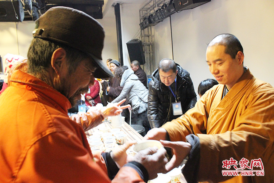少林寺臘八節免費發放臘八粥 少林寺臘八節免費發放臘八粥