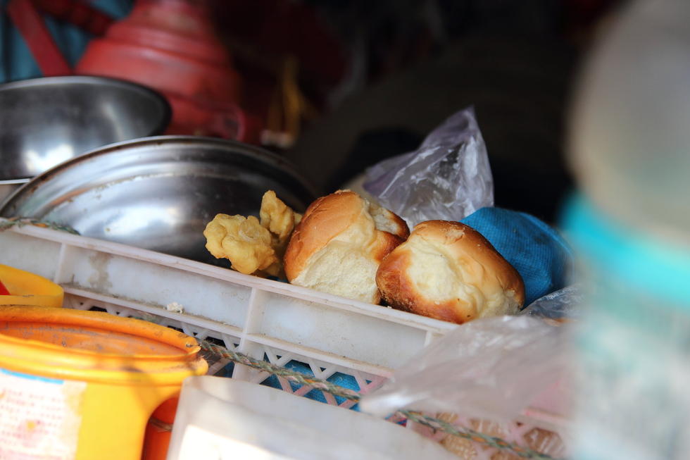 山東花甲老人為尋妻 拉“房車”四海為家 山東花甲老人為尋妻 拉“房車”四海為家