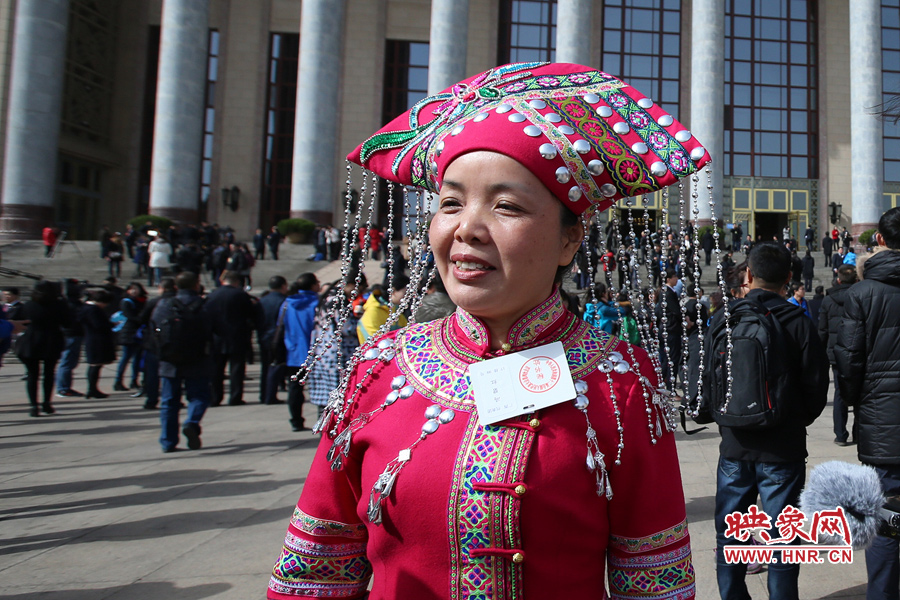 廣西代表的頭飾 廣西代表的頭飾