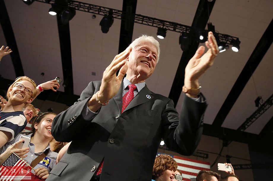 各國領導人退休后都干啥？小布什刷盤布朗教書