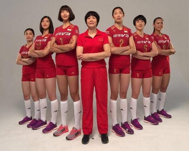 比女排奪冠更精彩的是她們的表情包和大長腿 比女排奪冠更精彩的是她們的表情包和大長腿