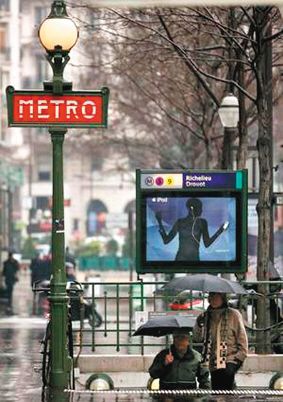 法國設置“語言警察”，防止民眾在受限制的場合說英語或聽英語內容。