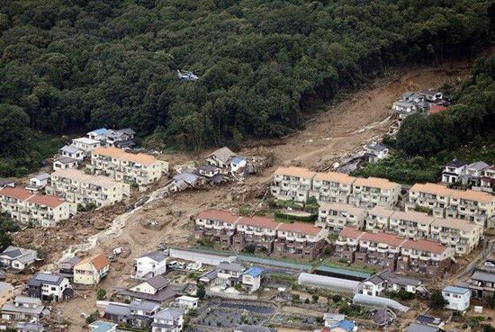 日本廣島泥石流災(zāi)害失蹤人數(shù)升至43人 死亡39人 日本廣島泥石流災(zāi)害失蹤人數(shù)升至43人 死亡39人