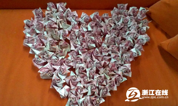 遇到真愛，有多少小伙子因?yàn)闆]房沒車被丈母娘拒之門外，離幸福就差一步？