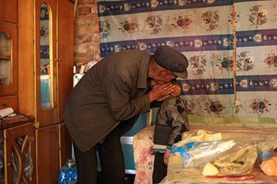 首例三鹿奶粉患兒曝光 比同齡孩子發育小