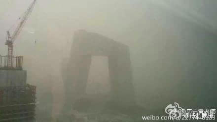 央視大褲衩花50萬清洗后遇沙塵暴 網友:白洗了 央視大褲衩花50萬清洗后遇沙塵暴 網友:白洗了