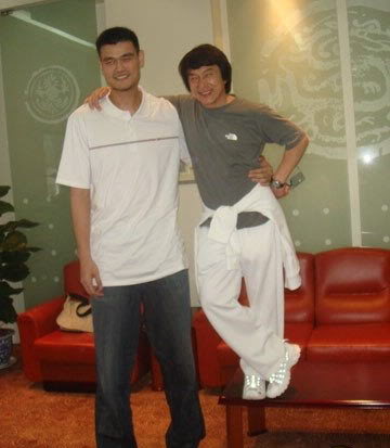 當(dāng)姚明夫婦遇見陸毅夫婦,一不小心,信號(hào)又滿格了~ 當(dāng)姚明夫婦遇見陸毅夫婦,一不小心,信號(hào)又滿格了~