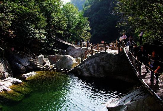 到五朵山來消暑 學子更享優惠價 到五朵山來消暑 學子更享優惠價