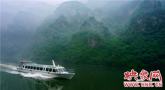 青天河景區(qū)入選中學(xué)八年級(jí)美術(shù)教材 青天河景區(qū)入選中學(xué)八年級(jí)美術(shù)教材