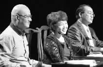 三位評委的點評也是節目的一大亮點 三位評委的點評也是節目的一大亮點