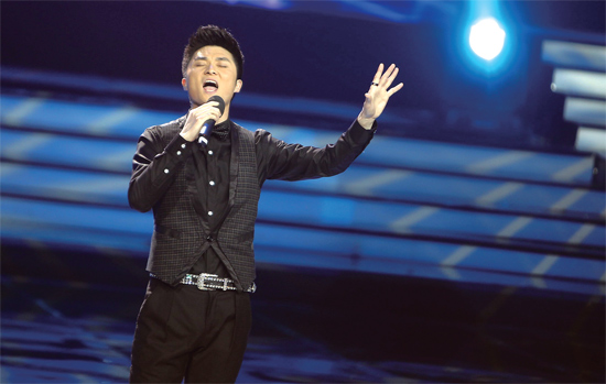 參加第15屆央視青歌賽河南賽區(qū)決賽的部分選手 參加第15屆央視青歌賽河南賽區(qū)決賽的部分選手