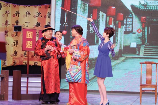 嘉賓體驗晉中婚俗 嘉賓體驗晉中婚俗